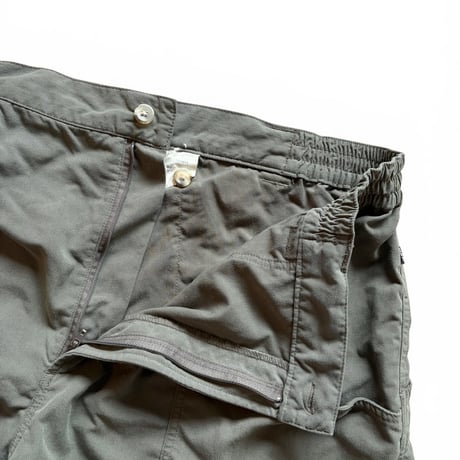00's Columbia / Nylon Shorts / Khaki XL / Used
