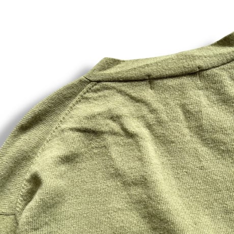 Color at Against / Wool Cardigan / Pistachio
