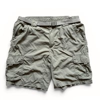 00's Columbia / Packable Nylon Cargo Shorts / Khaki L / Used
