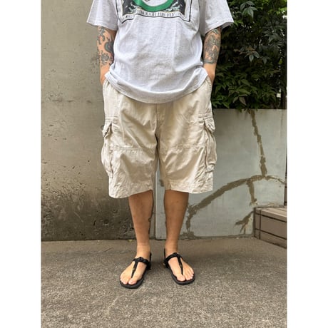 Polo by Ralph Lauren / Cotton Chino Cargo Shorts /  Ivory 40 / Used