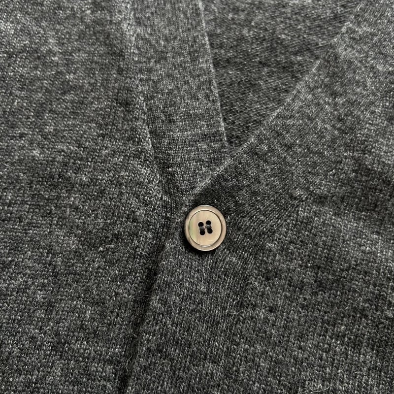 Color at Against / Wool Cardigan / Charcoal Gre