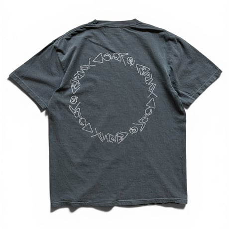 Color at Against-Online Shop