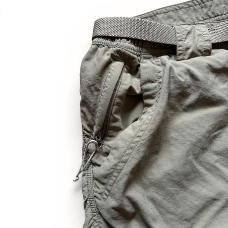 00's Columbia / Packable Nylon Cargo Shorts / Khaki L / Used