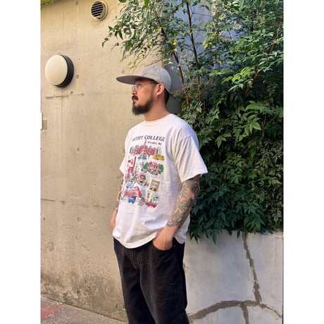 90's Illustration Tee / White XL / Used