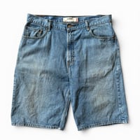 Levi's / 569 Denim Shorts / Indigo 36 / Used