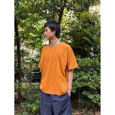 Color at Against Originals  / Border Rib Tee / Caramel Choco