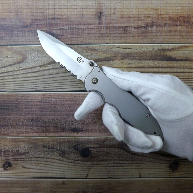 コルト フォルディング ナイフ 半波刃 CT733S パラコード