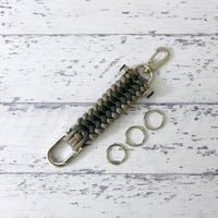 EDC バルヴァ コヨーテ カモグリーン パラコード キーホルダー 日本製