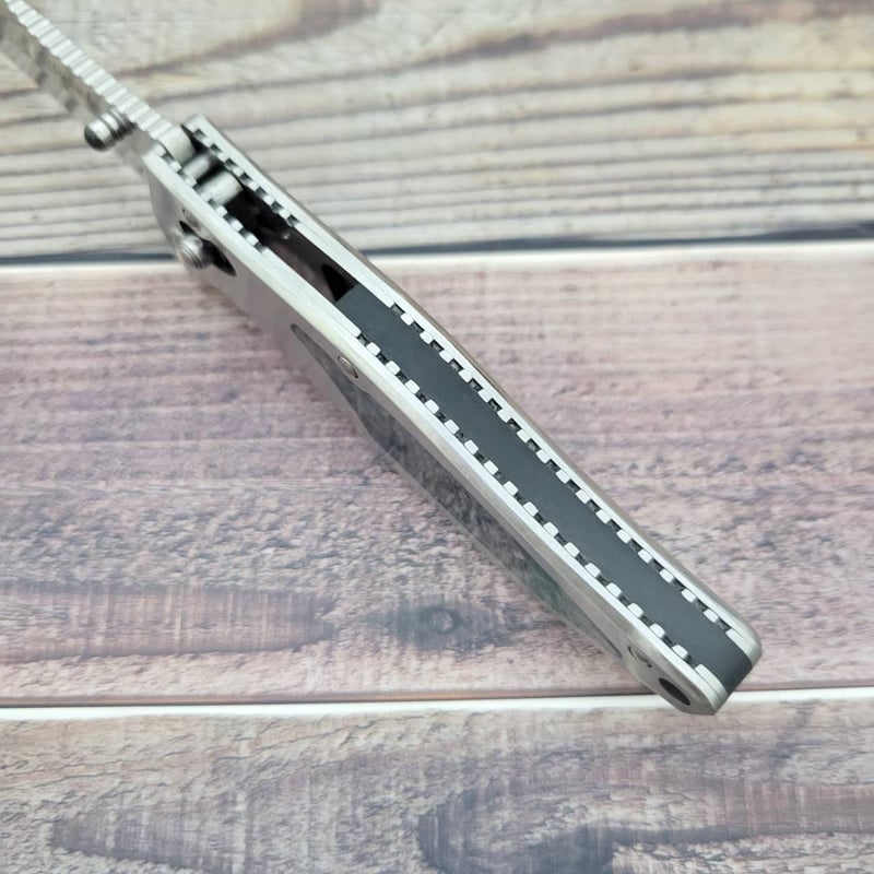 SOG ソグ スティングレイ パール フォルディング ナイフ 日本製