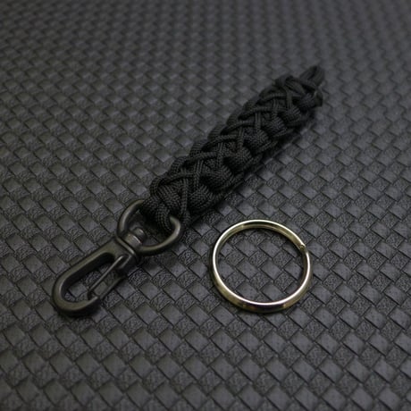 Kuro EDC ストロンボーリ パラコード ランヤード キーホルダー 日本製