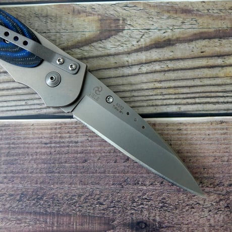 CRKT 8002 THE LARGE WASP フォルディング ナイフ
