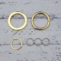 EDC グレイシャーピーク ヴァルシャ ゴールド キーホルダー