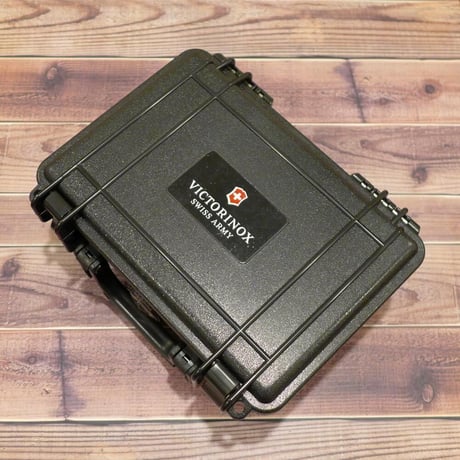 ビクトリノックス INOX 241726.1 パラコード ブラック ナイマッカ モデル 腕時計 ブラック