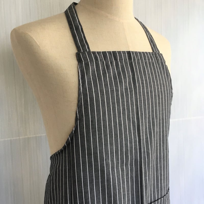 イタリア製】胸付きシェフエプロン グレーストライプ（ストライプ柄