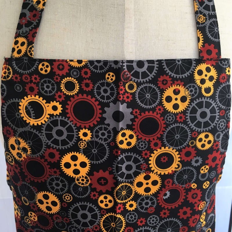 イタリア製】胸付きシェフエプロン ギア（歯車柄）エゴシェフ | Qui L