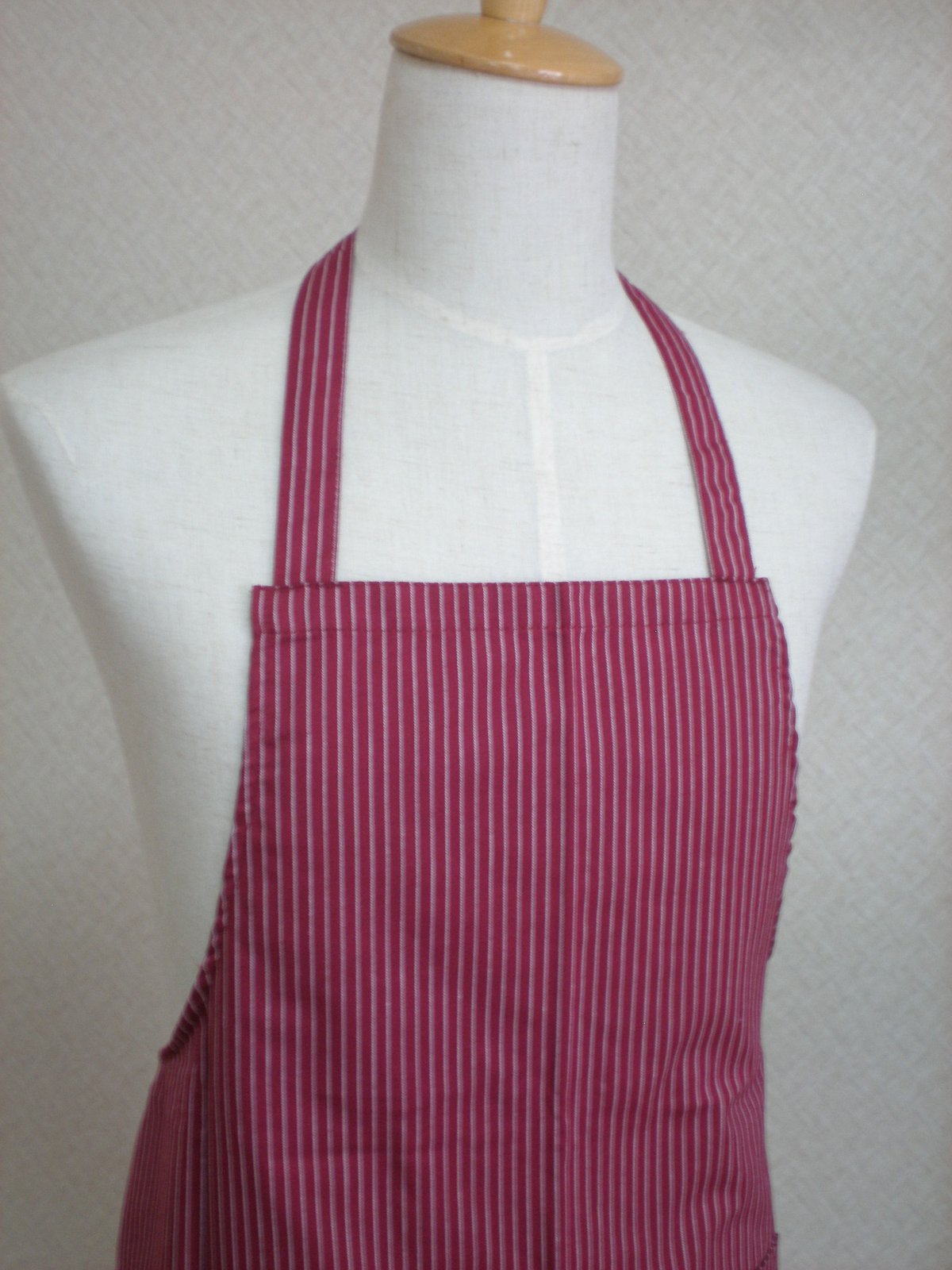 エプロン★ワイン柄★ソムリエ★ワインボトル柄★葡萄柄 ワインエプロン | Zazzle JP