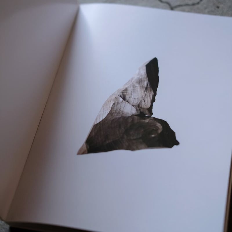 辻有希 STONE TOOLS STONE TOOLS _0123072 - 辻 有希 | ROUND ROBIN FOLK CRAFT
