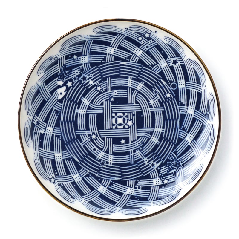 古美術◆蔵から波紋のような紋様の美しい、深い緑色の平たい皿が出て来ました。 古美術◇蔵から波紋のような紋様の美しい、深い緑色の平たい