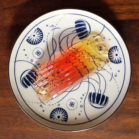 昼くらげ