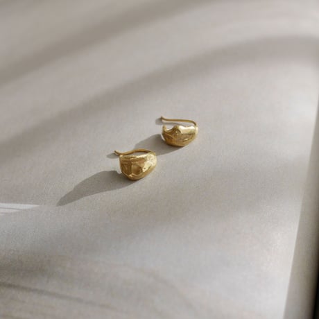 Drop flow earrings