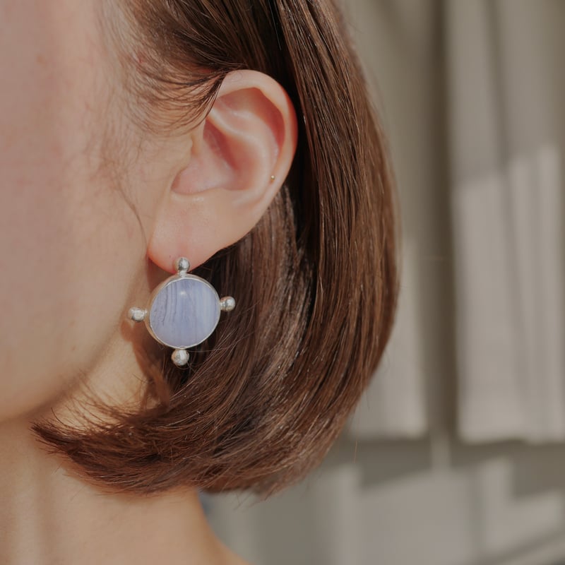 Blue lace agate dot earrings 02 | ritta Blue lace agate dot earrings 02 | ritta