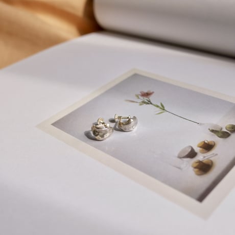 Drop flow earrings