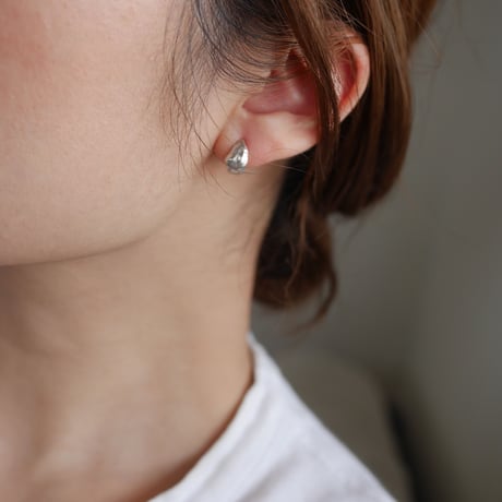 Drop flow earrings