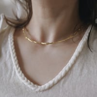 Rough choker