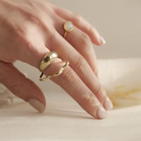 Curves ring