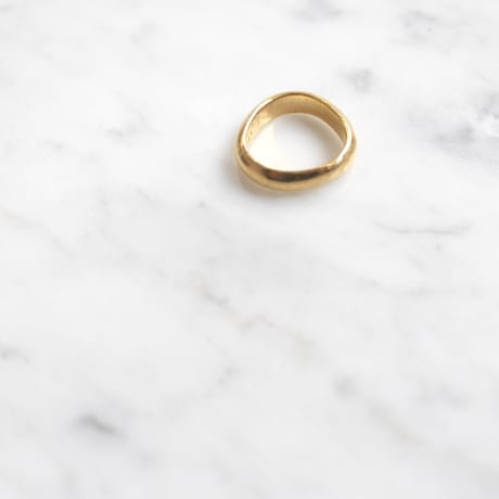 Triangle ring -gold