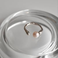 Gleam ring