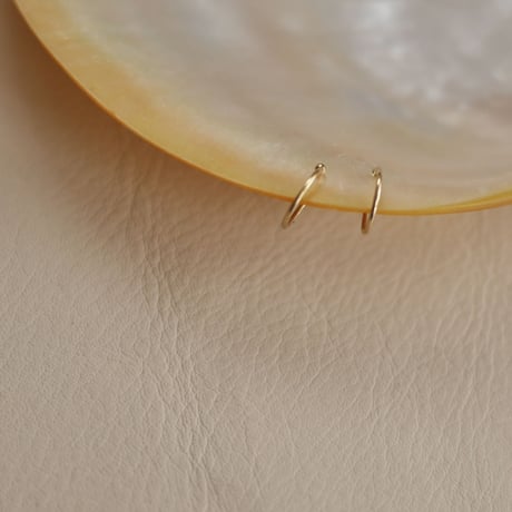 Minimum earrings K18 ノンホールピアス