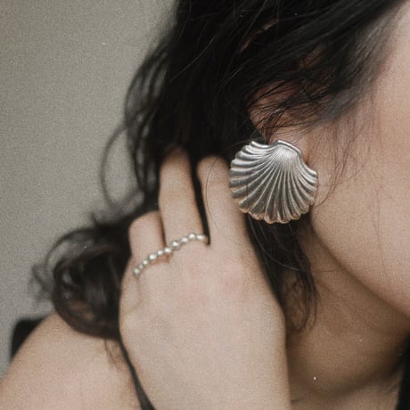 Shell earrings -silver