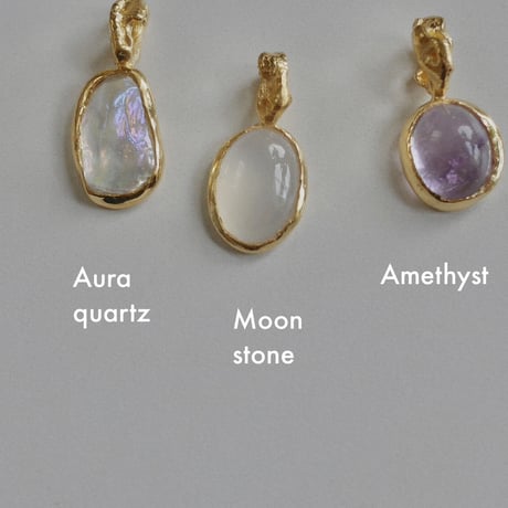 Gemstone necklace 03