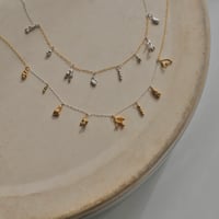 Flake necklace