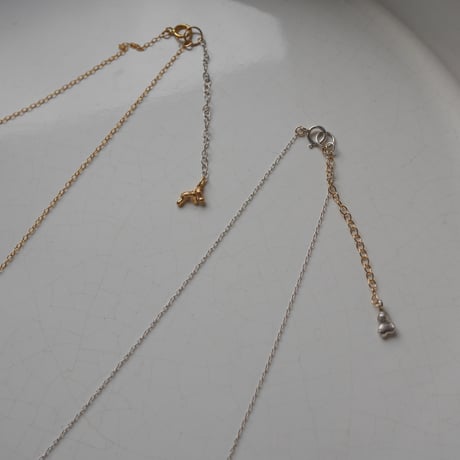 Flake necklace