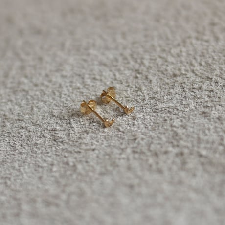 Minimum pierce ♡K18