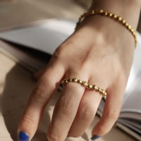 Brass dot double finger ring