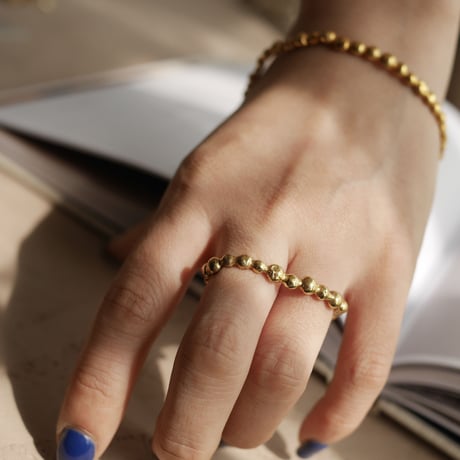 Brass dot double finger ring