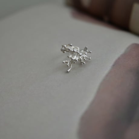 Coral ear cuff