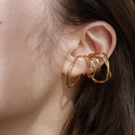 Layered earcuff