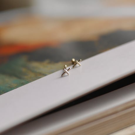 Minimum pierce cross K18
