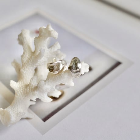 Drop flow earrings