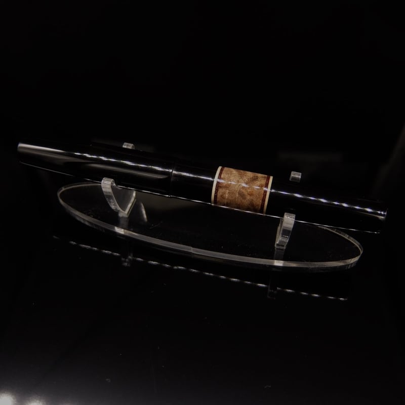 漆黒の森（メープル瘤）万年筆 | 綴り屋