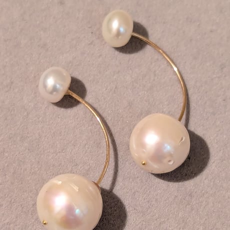 バロックパールピアス | STORES