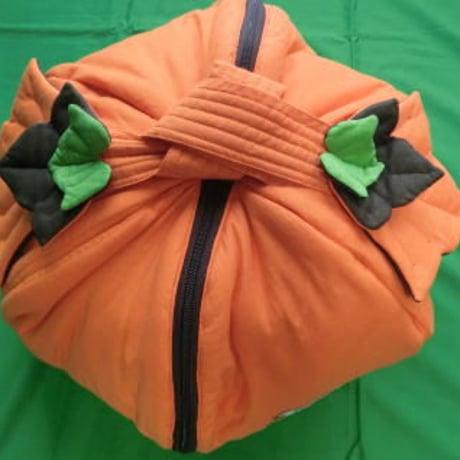 魔法のかぼちゃ　鍋の保温調理カバー　Magic Pumpkin Pot Cover