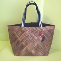 バリュウリーフのトートバッグM　Bariw Leaves