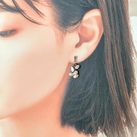 淡水パール(ミンダナオ島)　ポピーシード・ドロップピアス/イヤリング