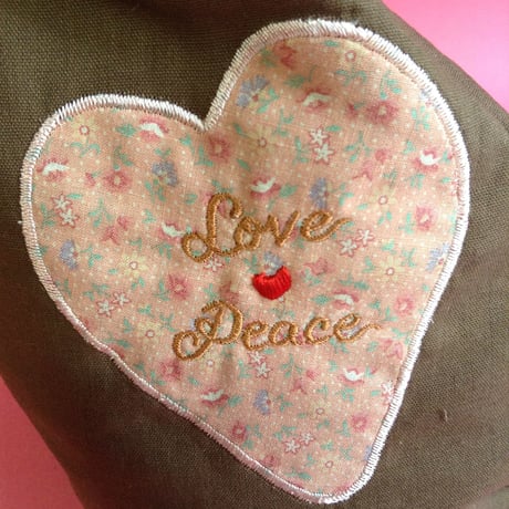 夢見るネコちゃんティーコゼー　Dreaming Cat Tea Cozy