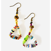 ペーパービーズピアス / トライアングル　グリーン